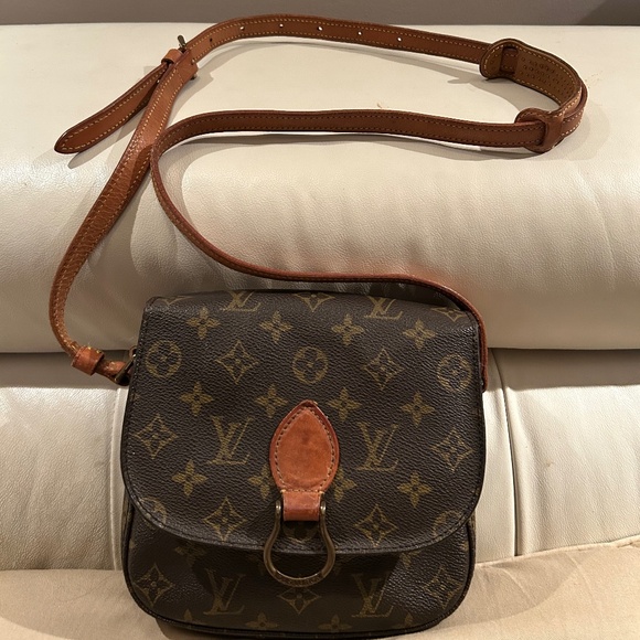 Louis Vuitton St Cloud pm Crossbody/Shoulder Bag! - Picture 16 of 16